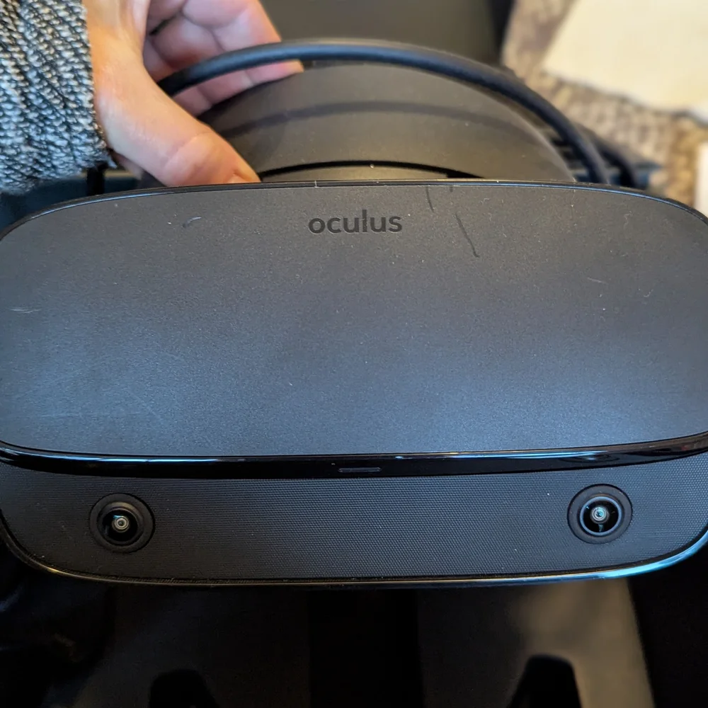 Oculus Rift S PC-Powered VR Gaming Headset
